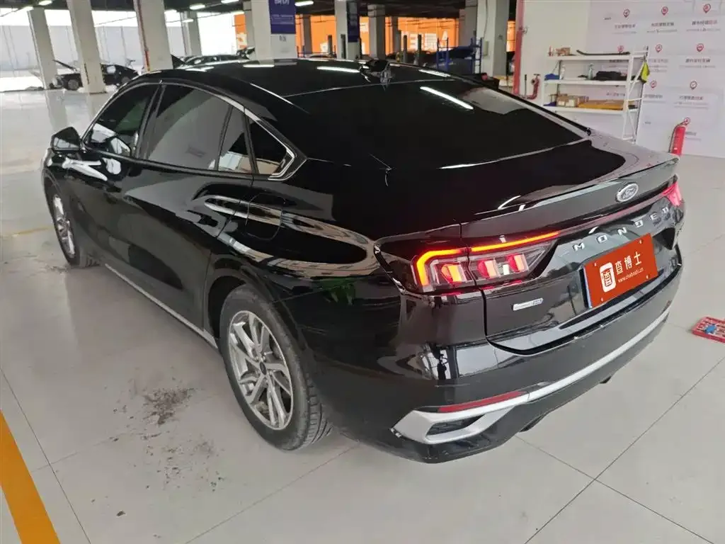 Ford Mondeo 2023 из CN, фото 3