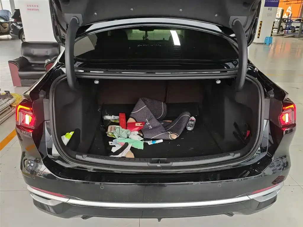 Ford Mondeo 2023 из CN, фото 9