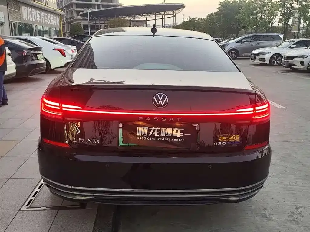 Volkswagen Passat New Energy — фото 8