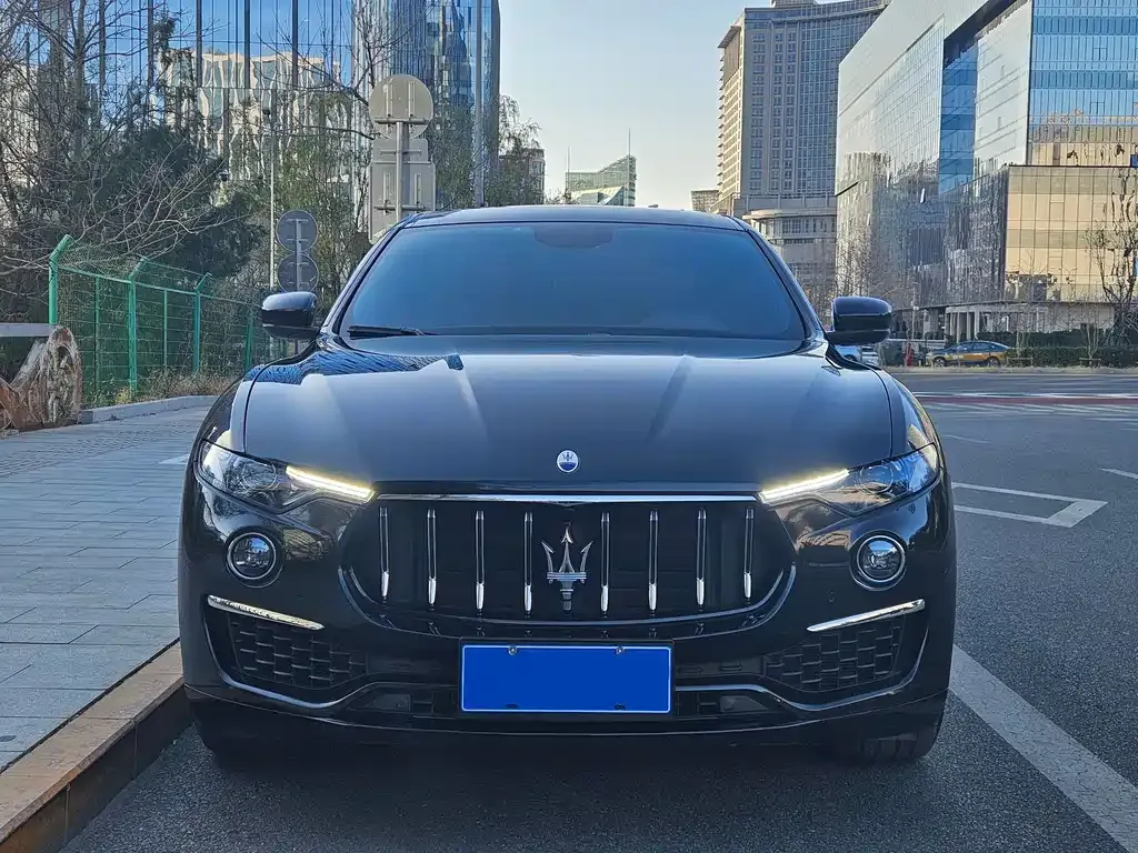 Maserati Levante 2023 из CN, фото 4
