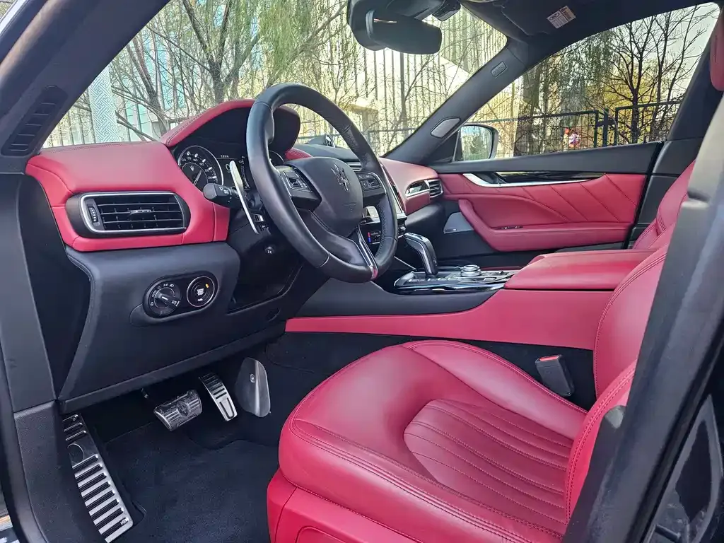 Maserati Levante 2023 из CN, фото 6