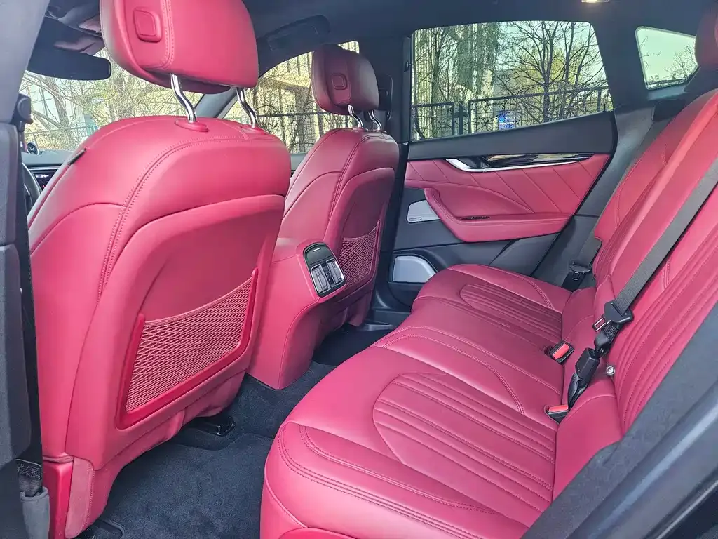 Maserati Levante 2023 из CN, фото 7