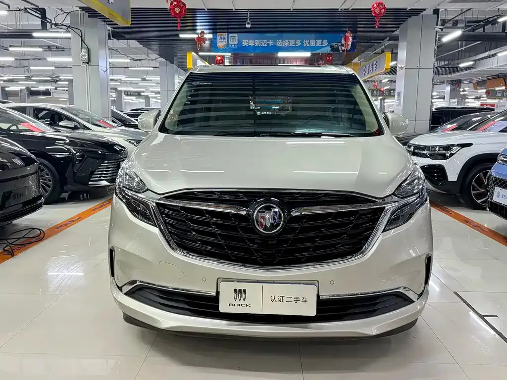 Buick GL8 2022 из CN, фото 2