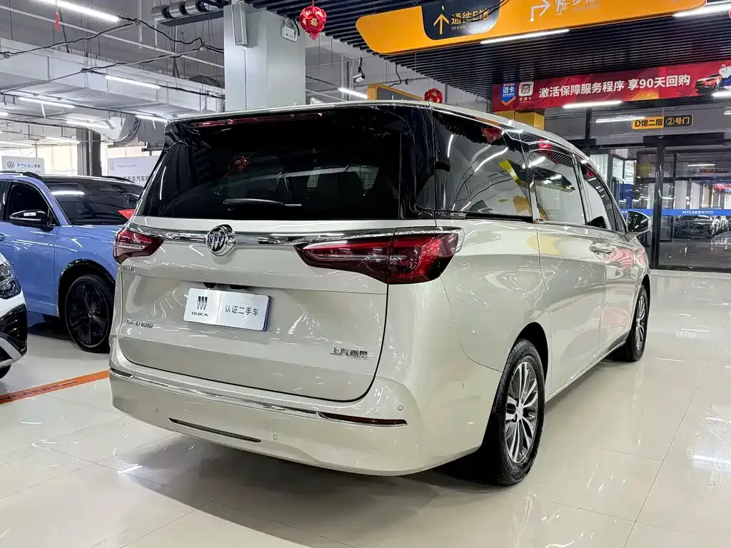 Buick GL8 2022 из CN, фото 4