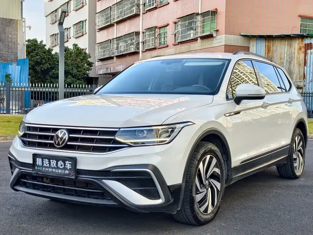 Volkswagen Tiguan L 2022 из CN, фото 1