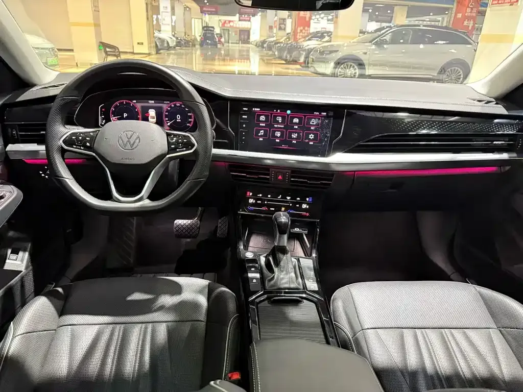 Volkswagen Passat — фото 5