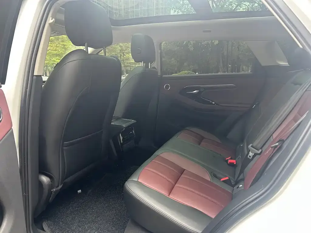 Land Rover Evoque 2022 из CN, фото 5