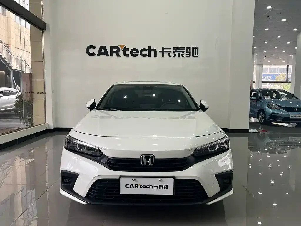 Honda Civic 2022 из CN, фото 2