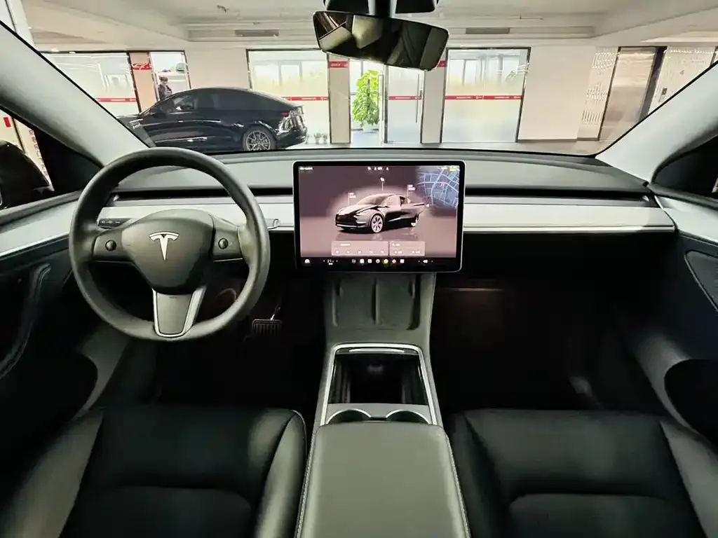 Tesla Model Y 2023 из CN, фото 5
