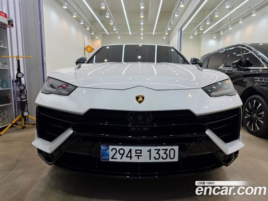 Lamborghini Urus 2024 из KR, фото 1
