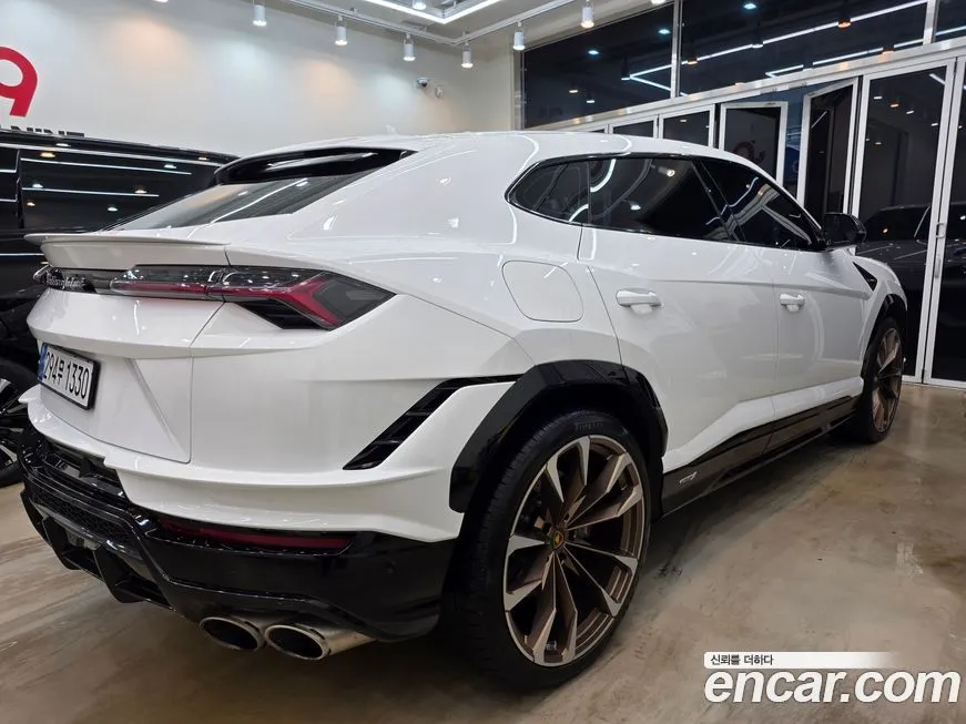 Lamborghini Urus 2024 из KR, фото 4