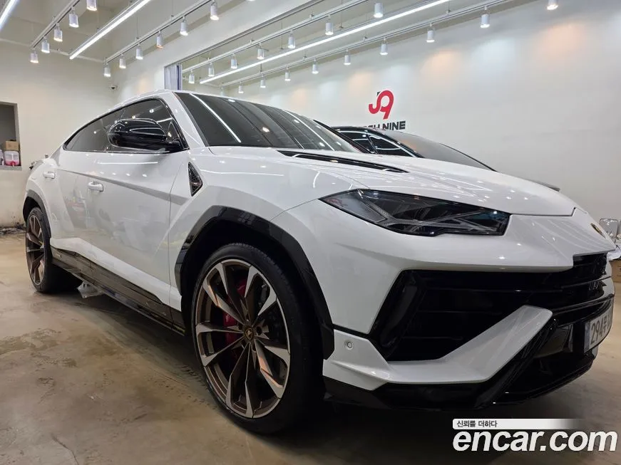 Lamborghini Urus 2024 из KR, фото 5