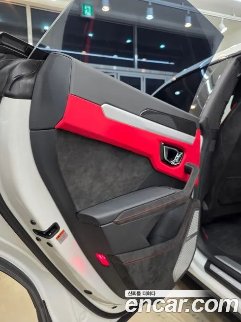 Lamborghini Urus 2024 из KR, фото 7