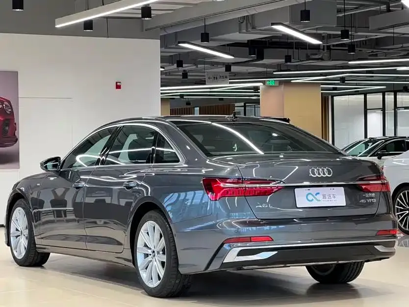 Audi A6L 2024 из CN, фото 5