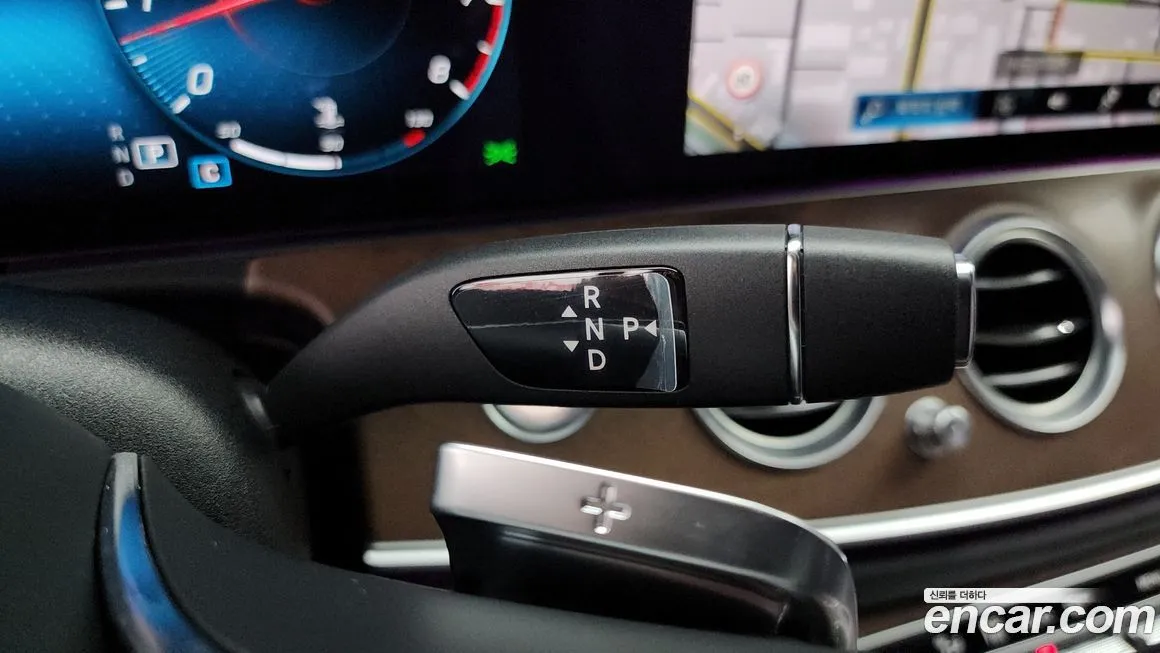 Mercedes-Benz E-Class 2022 из KR, фото 9