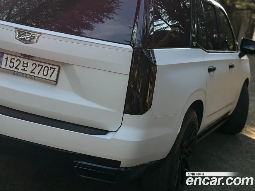 Cadillac Escalade 2023 из KR, фото 10