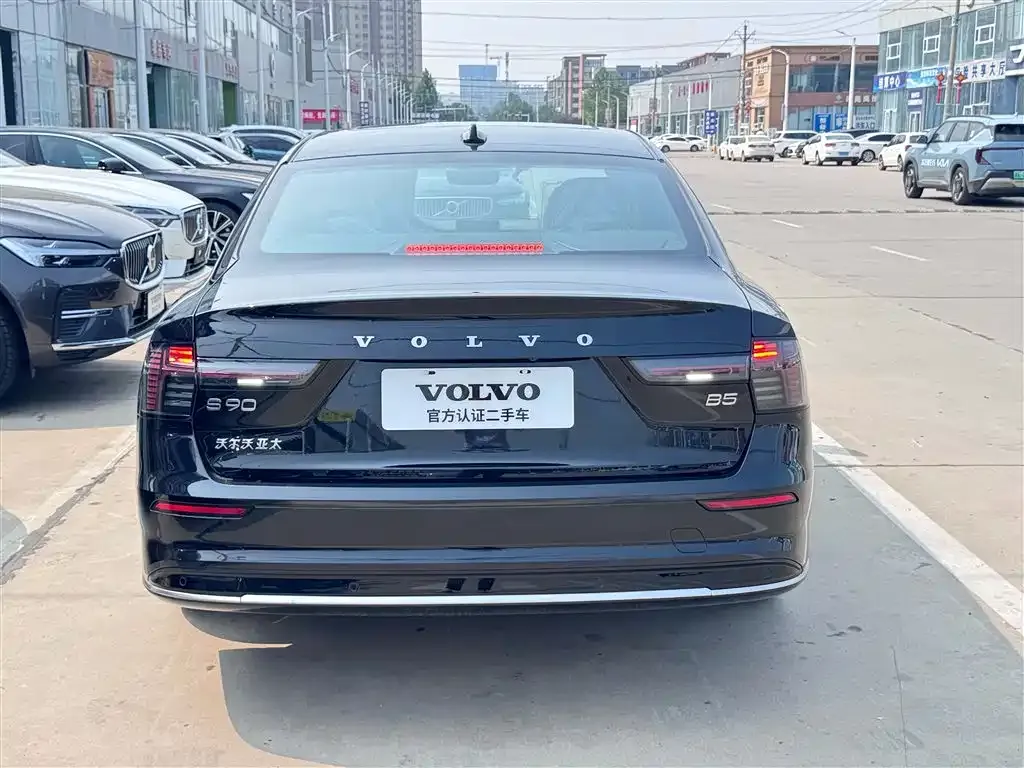 Volvo S90 2025 из CN, фото 4