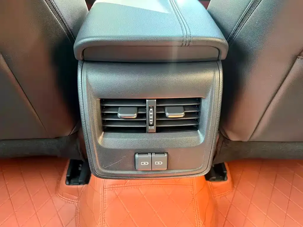 Toyota Avalon 2023 из CN, фото 7