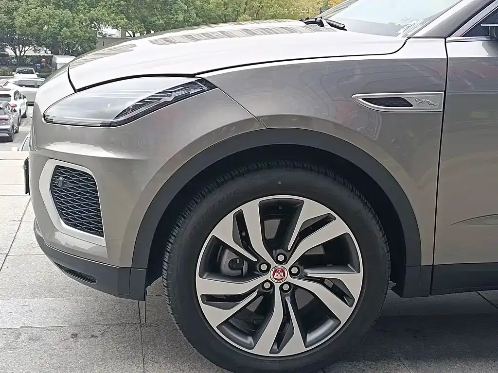 Jaguar E-PACE 2023 из CN, фото 4