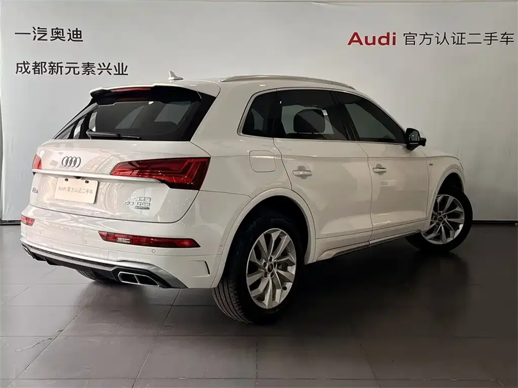 Audi Q5L 2022 из CN, фото 4
