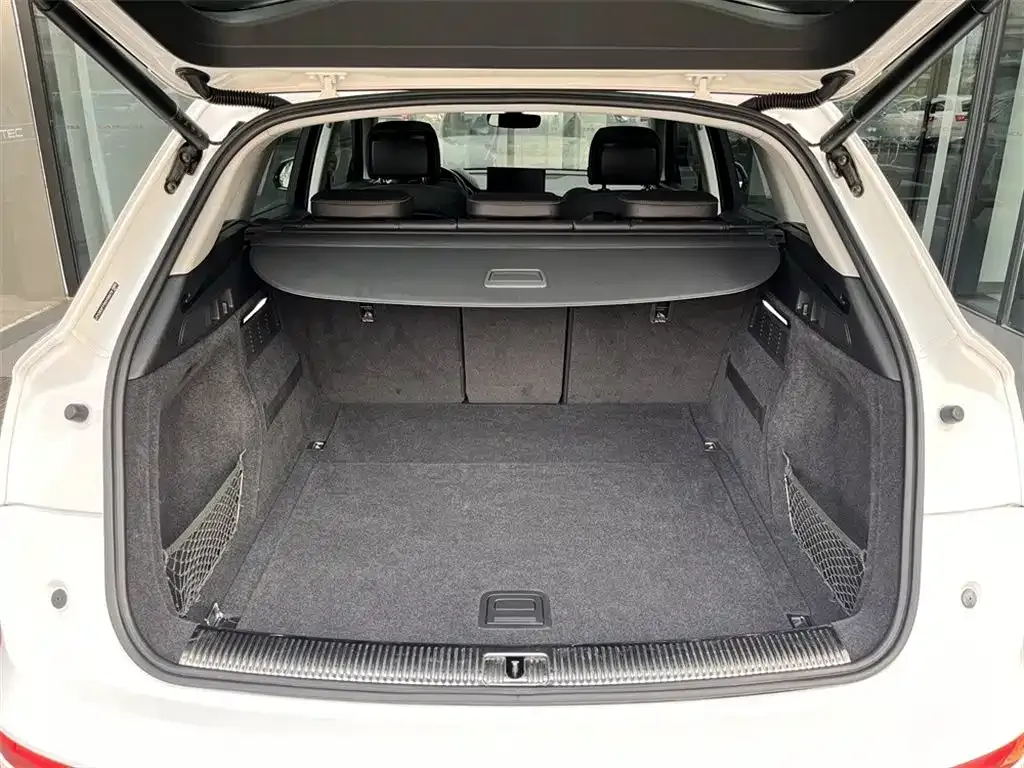 Audi Q5L 2022 из CN, фото 9