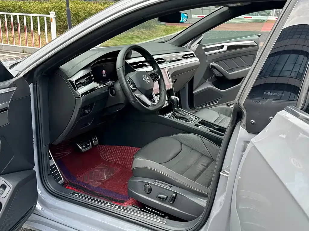 Volkswagen CC 2022 из CN, фото 4