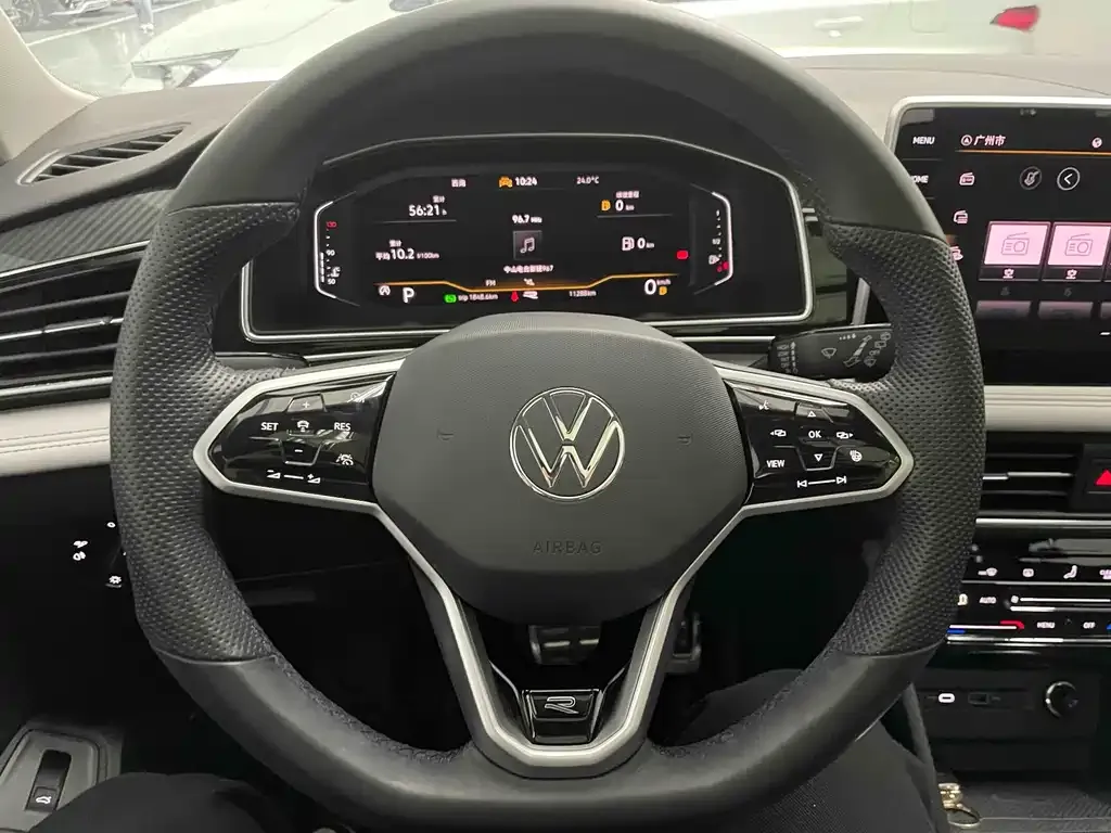 Volkswagen Tiguan L 2022 из CN, фото 8