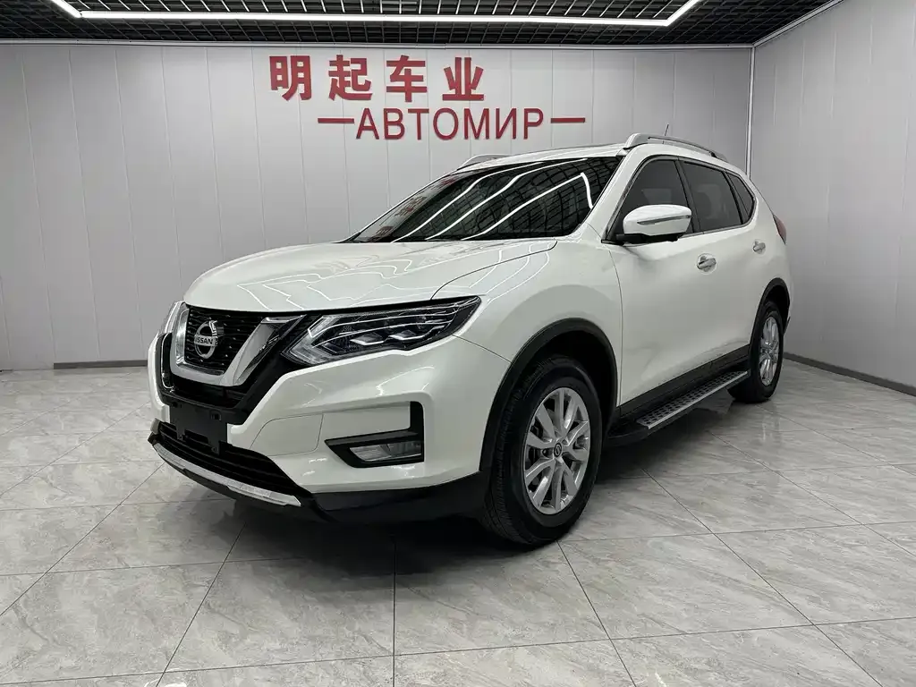 Nissan X-Trail 2023 из CN, фото 1