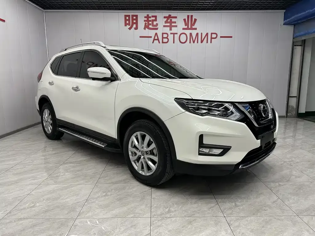 Nissan X-Trail 2023 из CN, фото 2