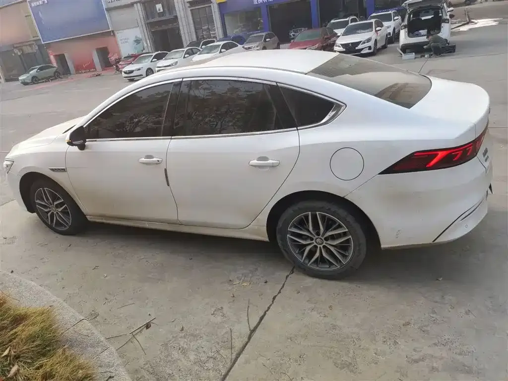 BYD Qin PLUS 2023 из CN, фото 5