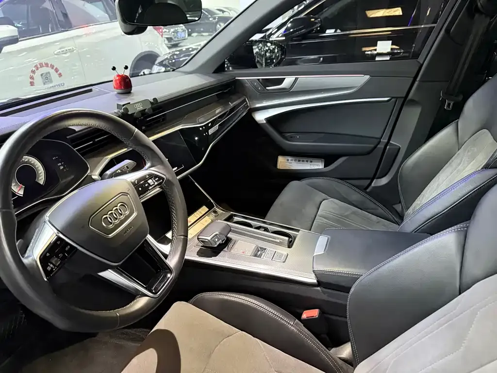 Audi A6L 2022 из CN, фото 4