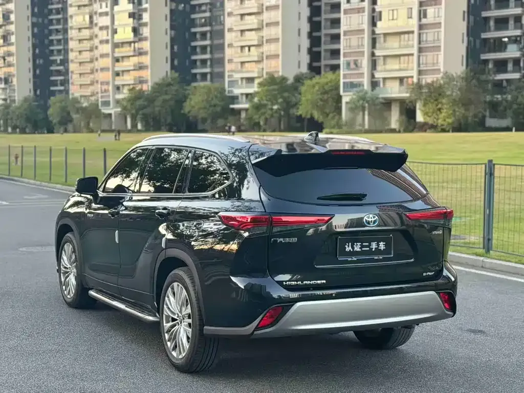 Toyota Highlander 2023 из CN, фото 7