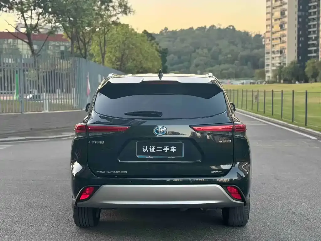 Toyota Highlander 2023 из CN, фото 8