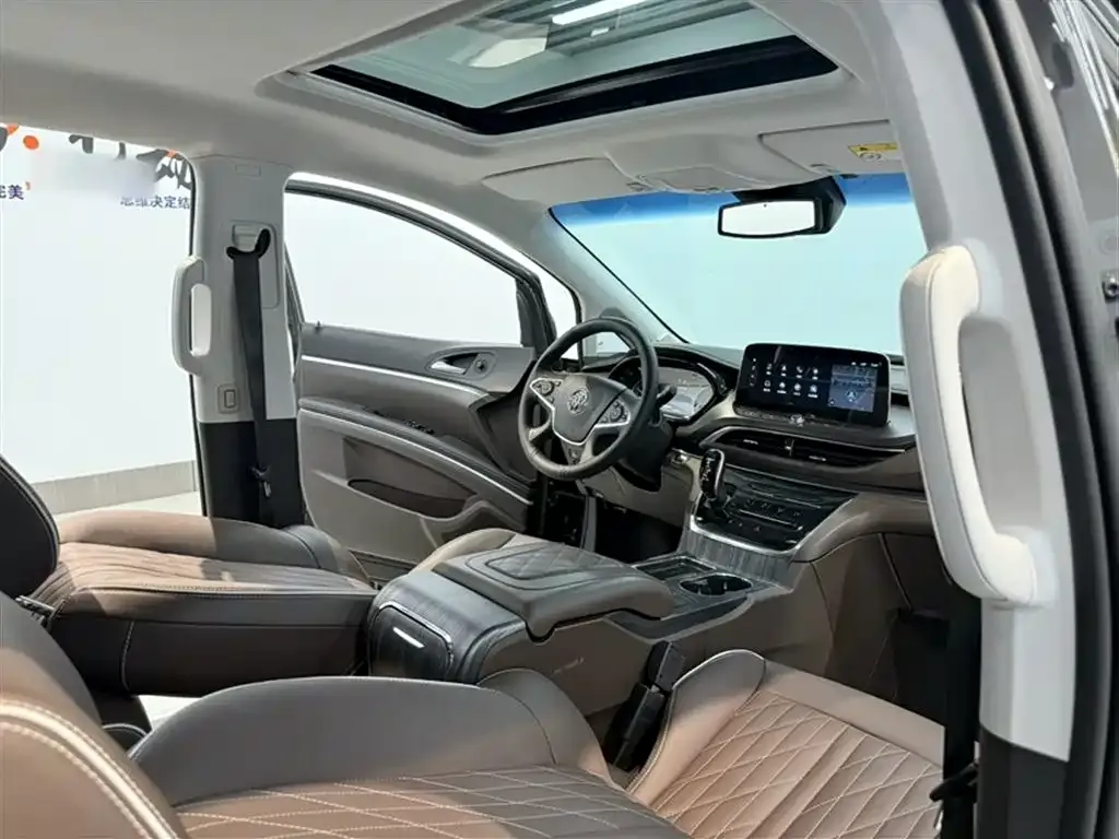 Buick GL8 2022 из CN, фото 6