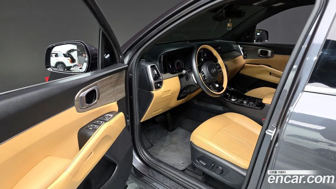 Kia Sorento — фото 10