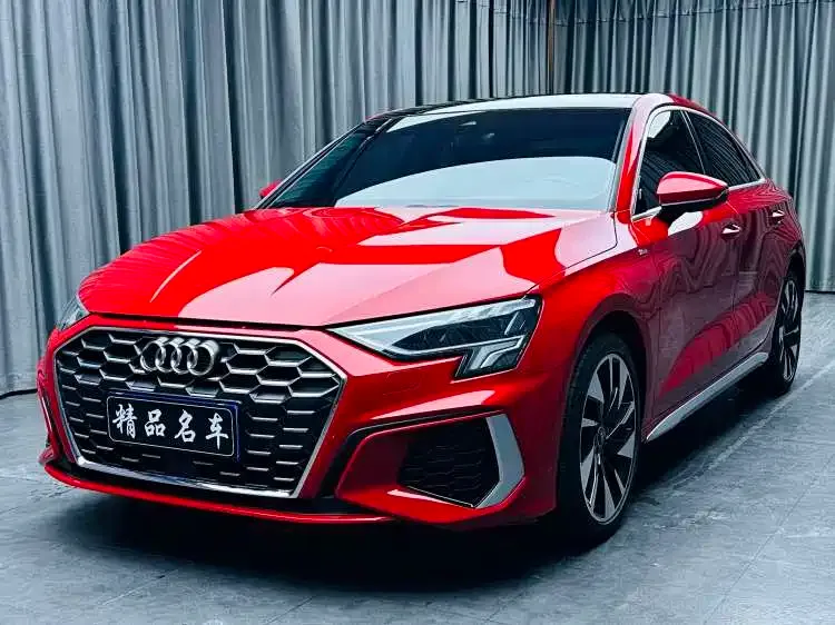 Audi A3 2024 из CN, фото 1