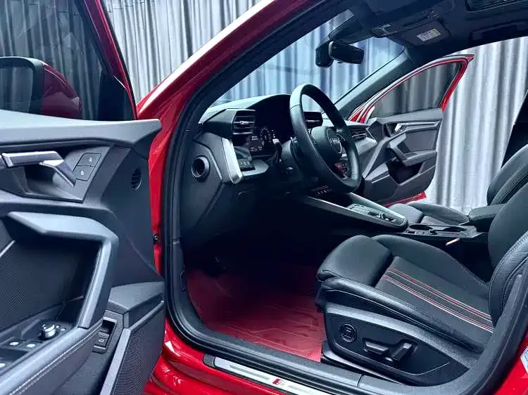 Audi A3 2024 из CN, фото 7