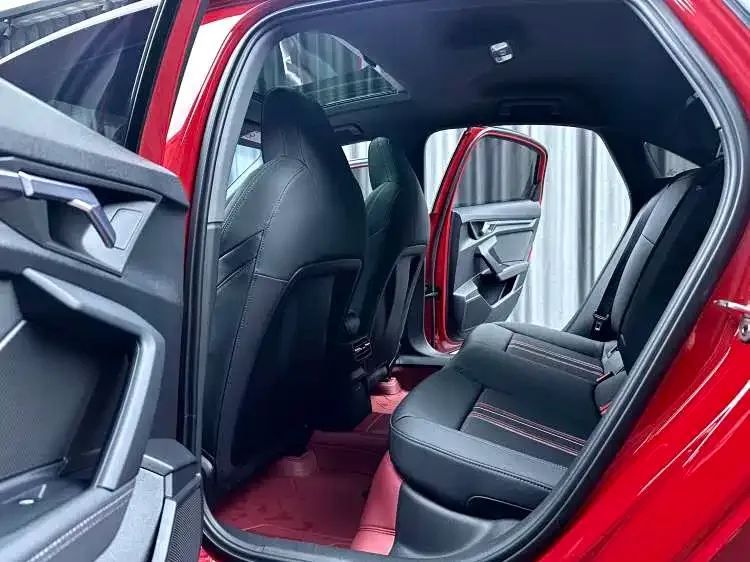 Audi A3 2024 из CN, фото 8