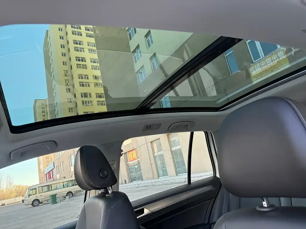 Volkswagen Golf Sportsvan 2021 из CN, фото 10