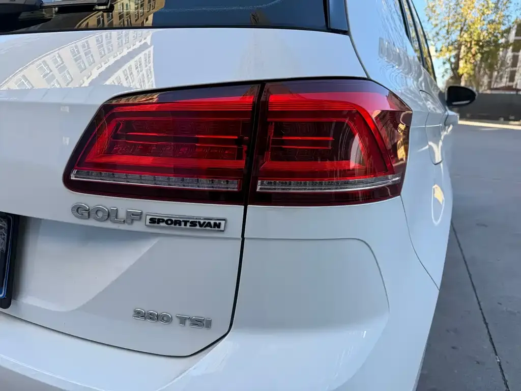 Volkswagen Golf Sportsvan 2021 из CN, фото 7