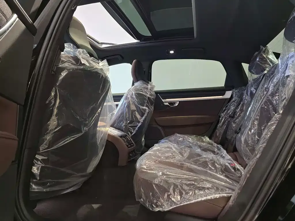 Volvo S90 2025 из CN, фото 10