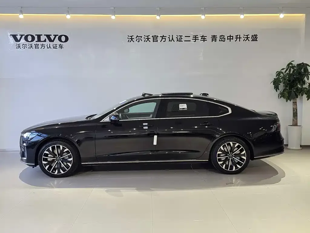 Volvo S90 2025 из CN, фото 6