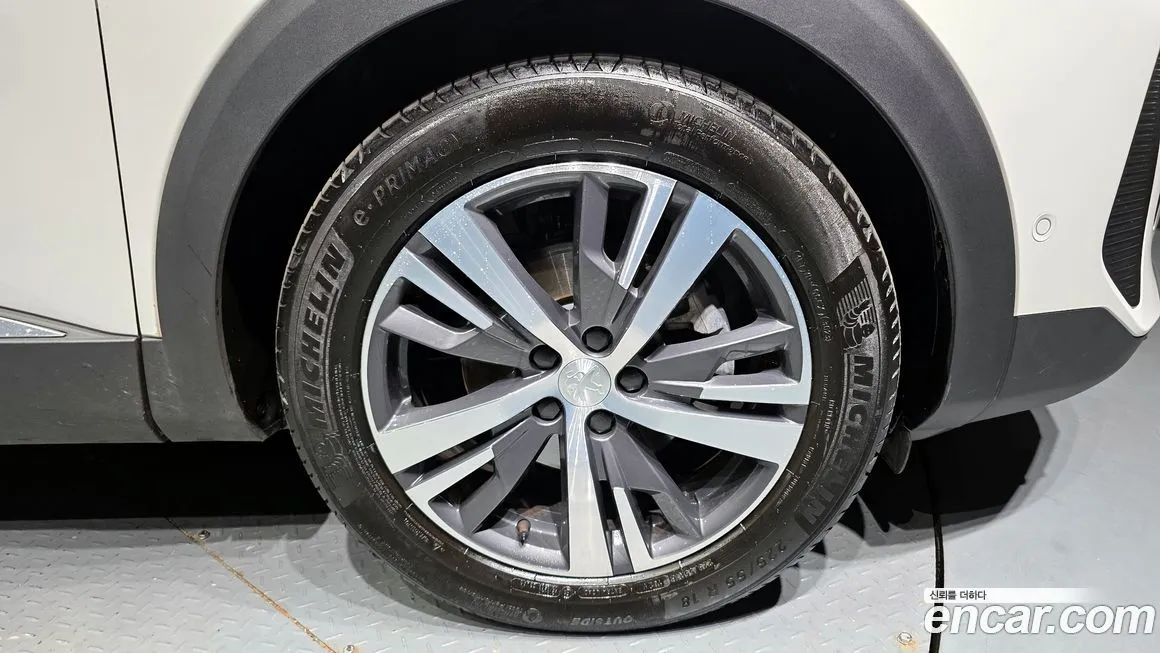 Peugeot 5008 2024 из KR, фото 5