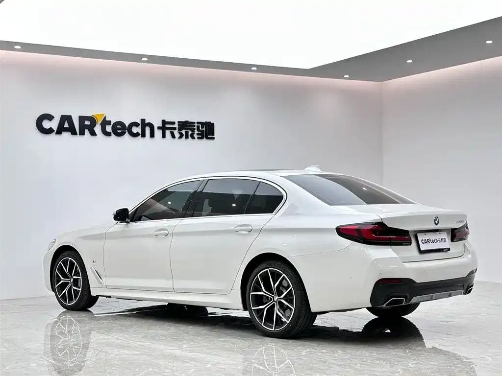 BMW 5 Series — фото 3