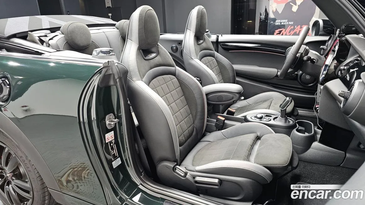 Mini Cooper Convertible — фото 10
