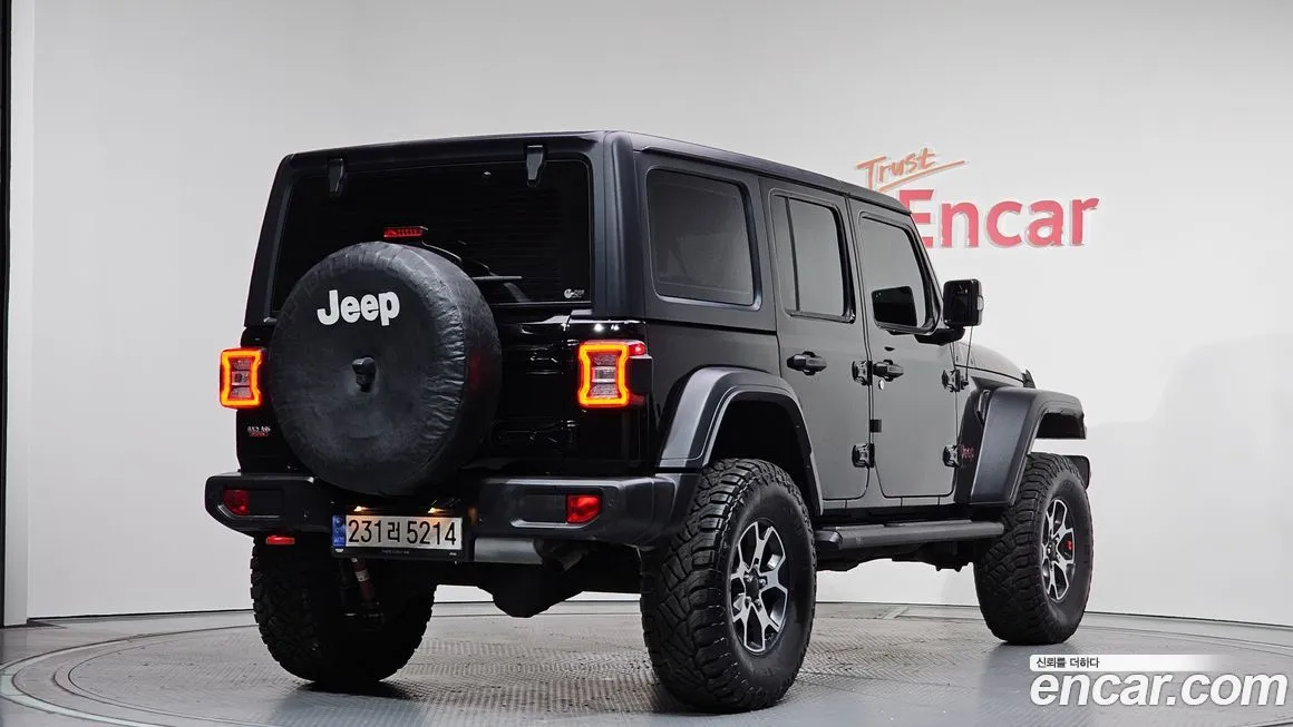 Jeep Wrangler 2023 из KR, фото 2