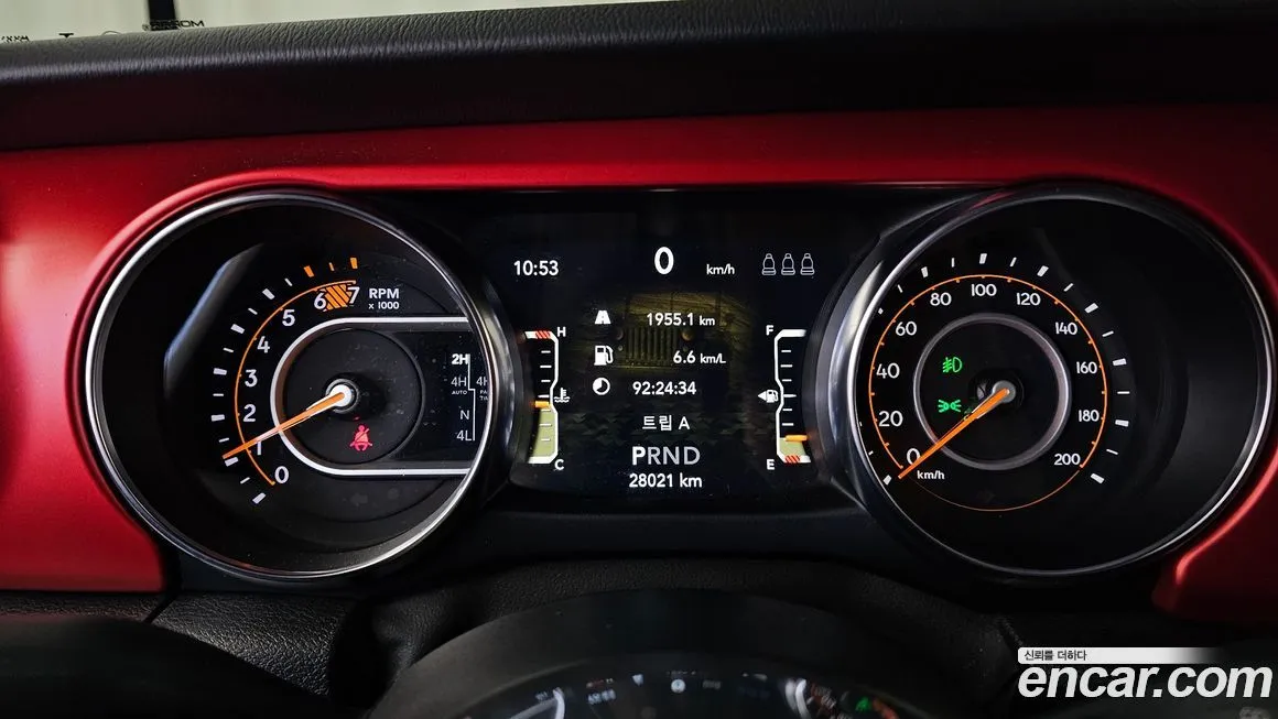 Jeep Wrangler 2023 из KR, фото 8