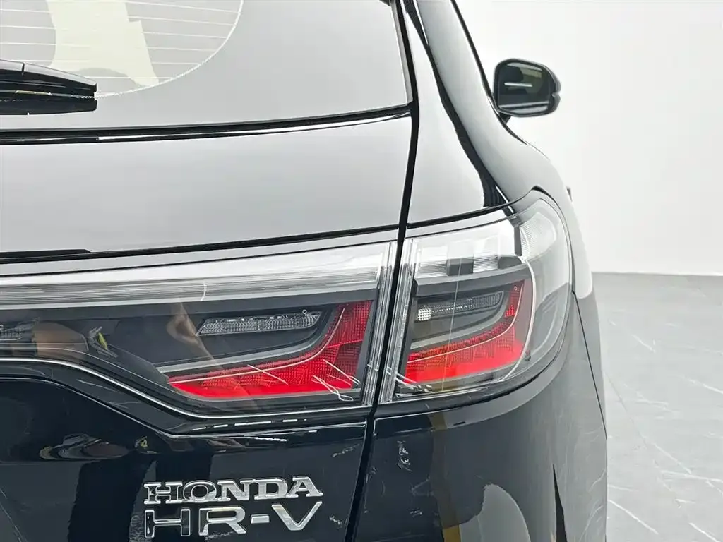 Honda HR-V 2023 из CN, фото 10