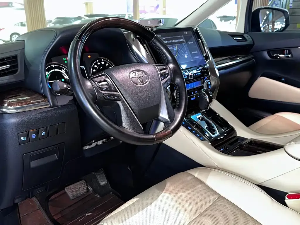 Toyota Alphard 2021 из CN, фото 4