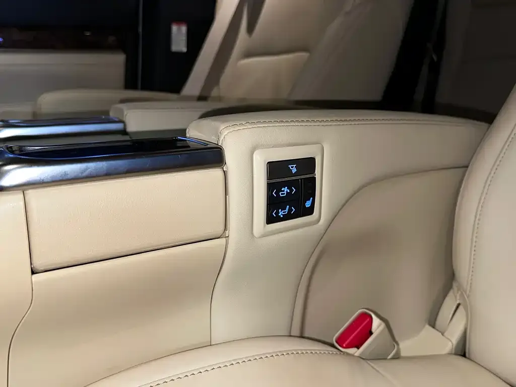 Toyota Alphard 2021 из CN, фото 5